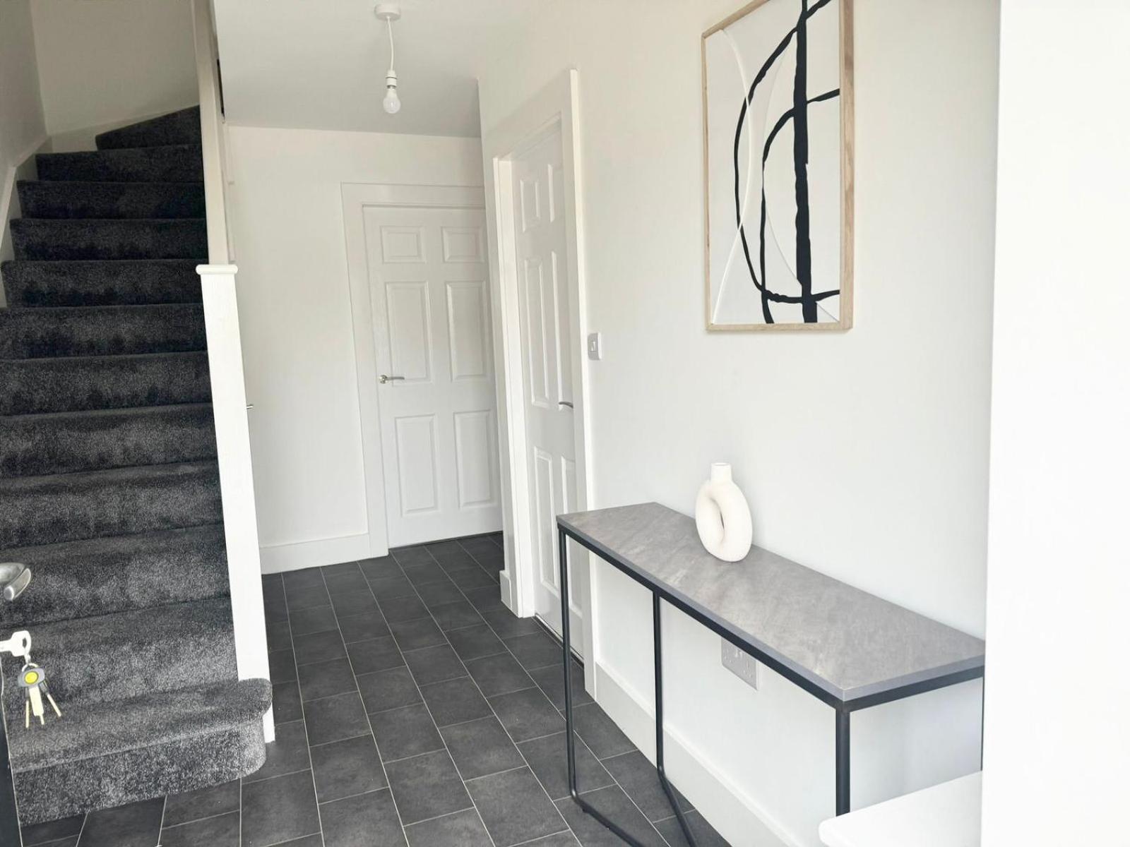 Spacious 4-Bed Semi-Detached Home With Garden Liverpool Zewnętrze zdjęcie